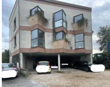 NEUILLY SUR MARNE, Immeuble 310m², Cour