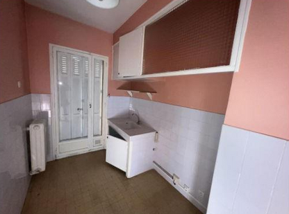 MARSEILLE 4EME, Studio 34m², Balcon