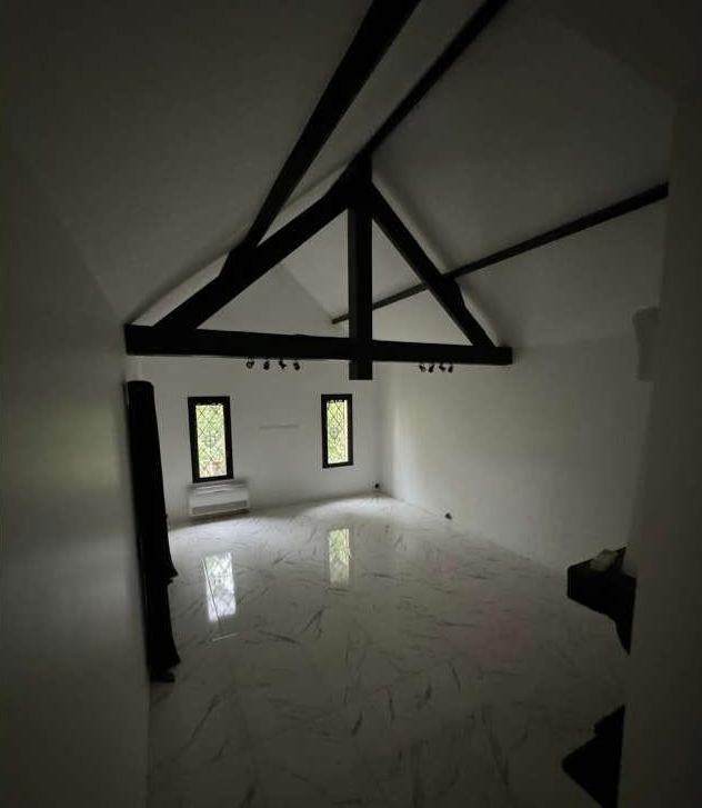 AUBERGENVILLE, Maison T6 154m², Jardin
