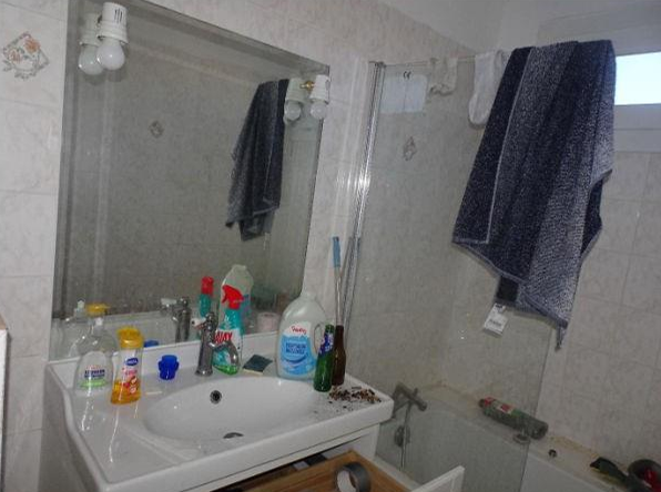 LUNEL, Appartement T3 71m², Balcon