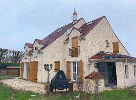 MAROLLES EN BRIE, Maison T5 211m², Jardin