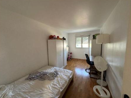 EVRY COURCOURONNES, Appartement T4 113m², Balcon