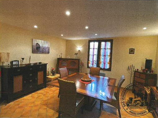 BRISSAC LOIRE AUBANCE, Maison T7 187m², Piscine