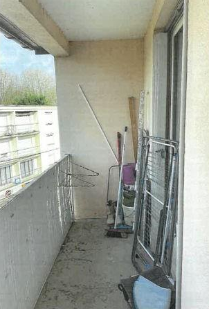 CHALETTE SUR LOING, Appartement T3 69m², Balcon