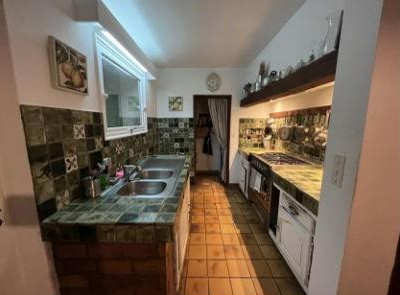 BONNIEUX, Maison T8 269m², Jardin