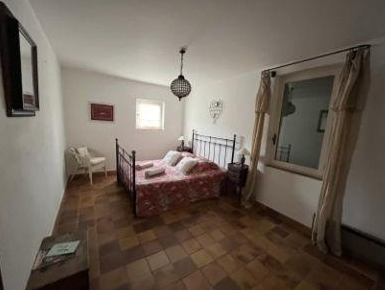 BONNIEUX, Maison T8 269m², Jardin