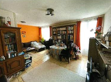 DRANCY, Appartement T3 63m², Parking