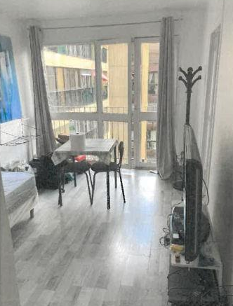 LES MUREAUX, Appartement T2 27m², Parking