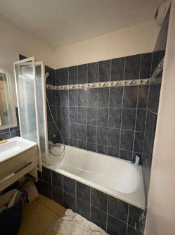 EPINAY SUR SEINE, Appartement T3 59m², Parking