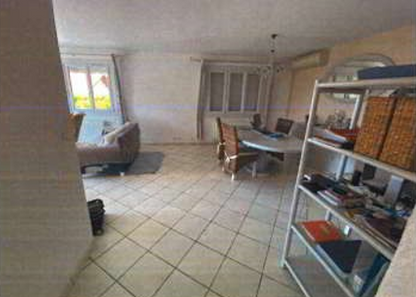 SAINT ISMIER, Maison T9 195m², Piscine
