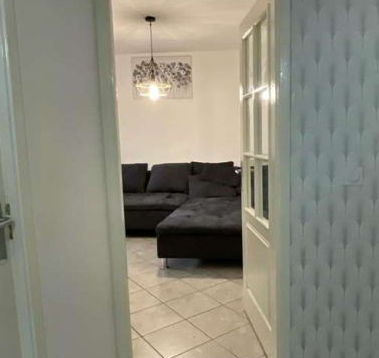 ETREMBIERES, Appartement T3 72m², Terrasse
