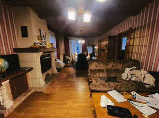 LA COURNEUVE, Immeuble de 180m²