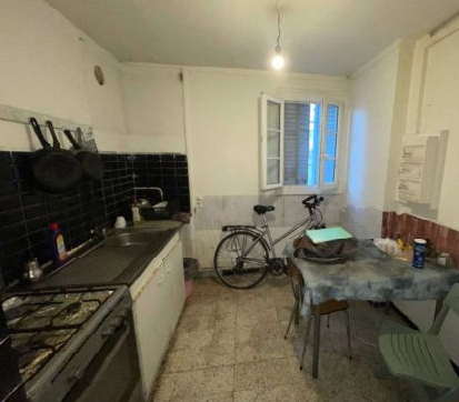 AVIGNON, Appartement T4 64m², Balcon