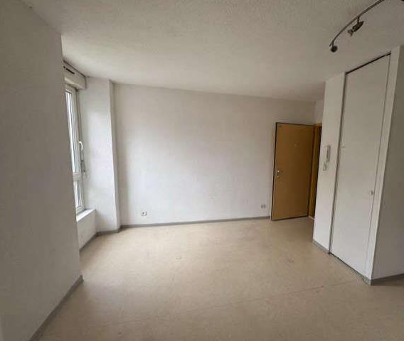 ALES, Studio 25m²
