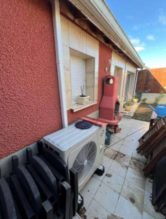 FEURS, Maison T4 82m², Piscine