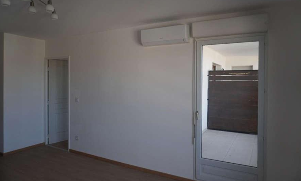 LUNEL, Appartement T2 37m², Balcon