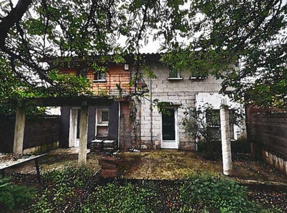 SAINT ETIENNE DE FOUGERES, Maison T5 147m², Piscine