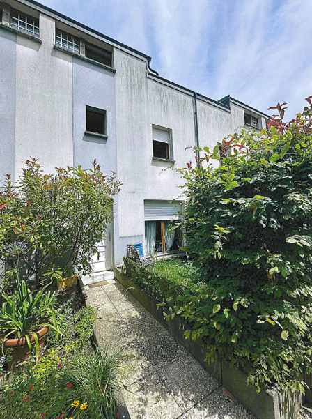MONTREUIL, Maison T6 119m², Terrain